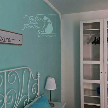 Il Gatto Sulla Finestra בית הארחה לסי